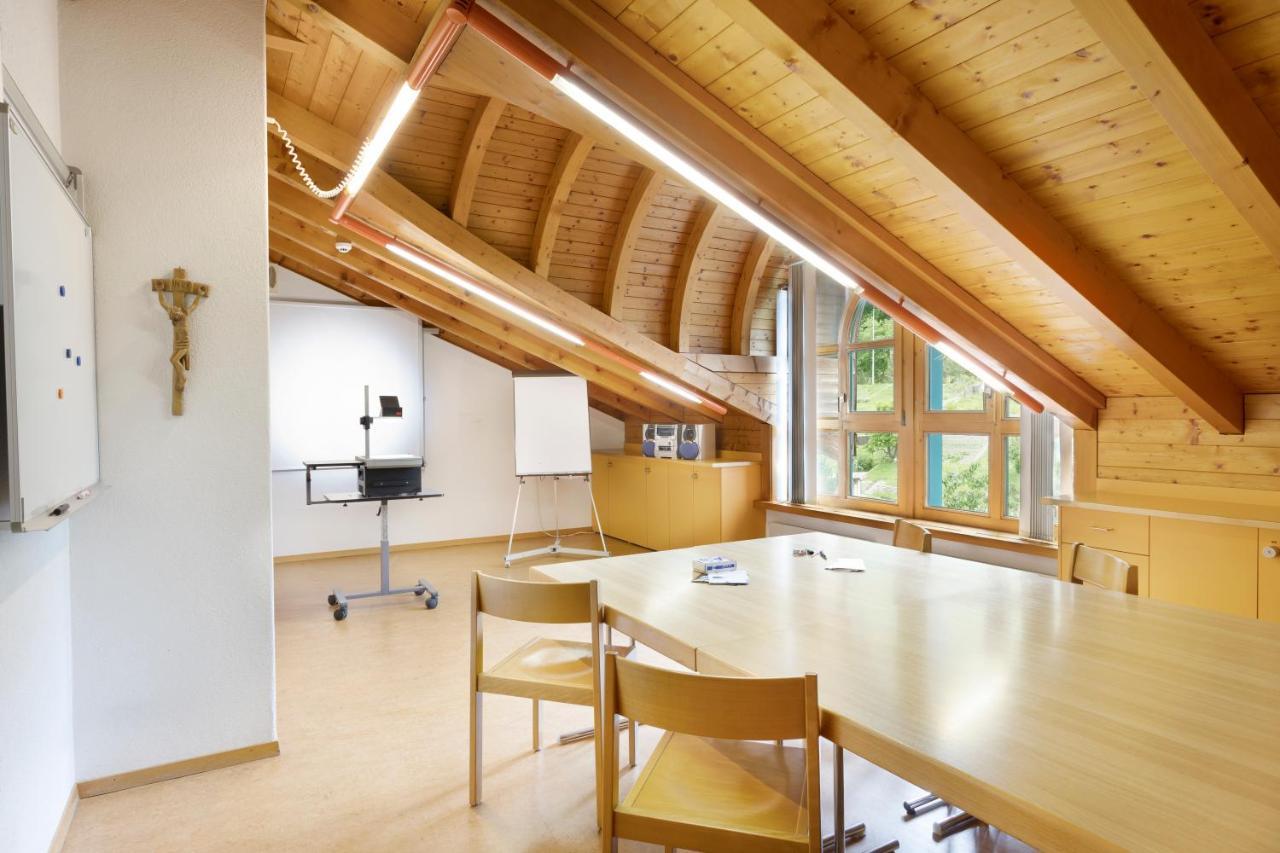 Hotel & Bildungshaus St. Jodern Visp Esterno foto