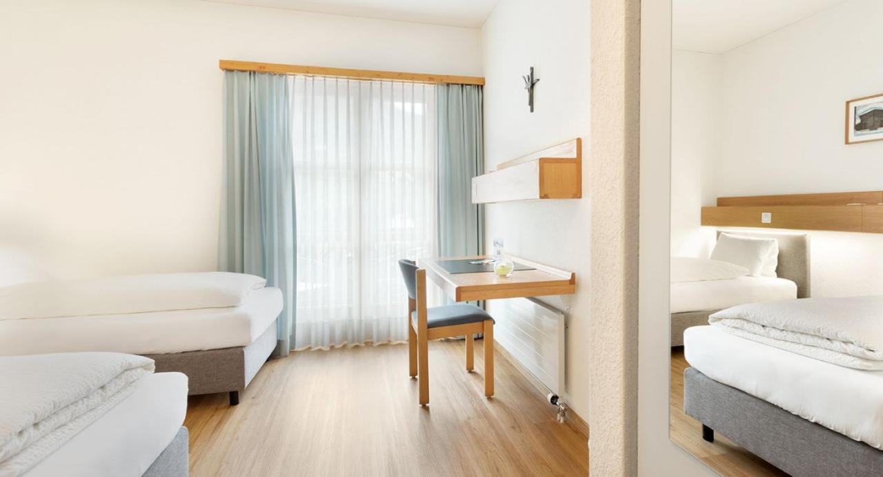 Hotel & Bildungshaus St. Jodern Visp Esterno foto