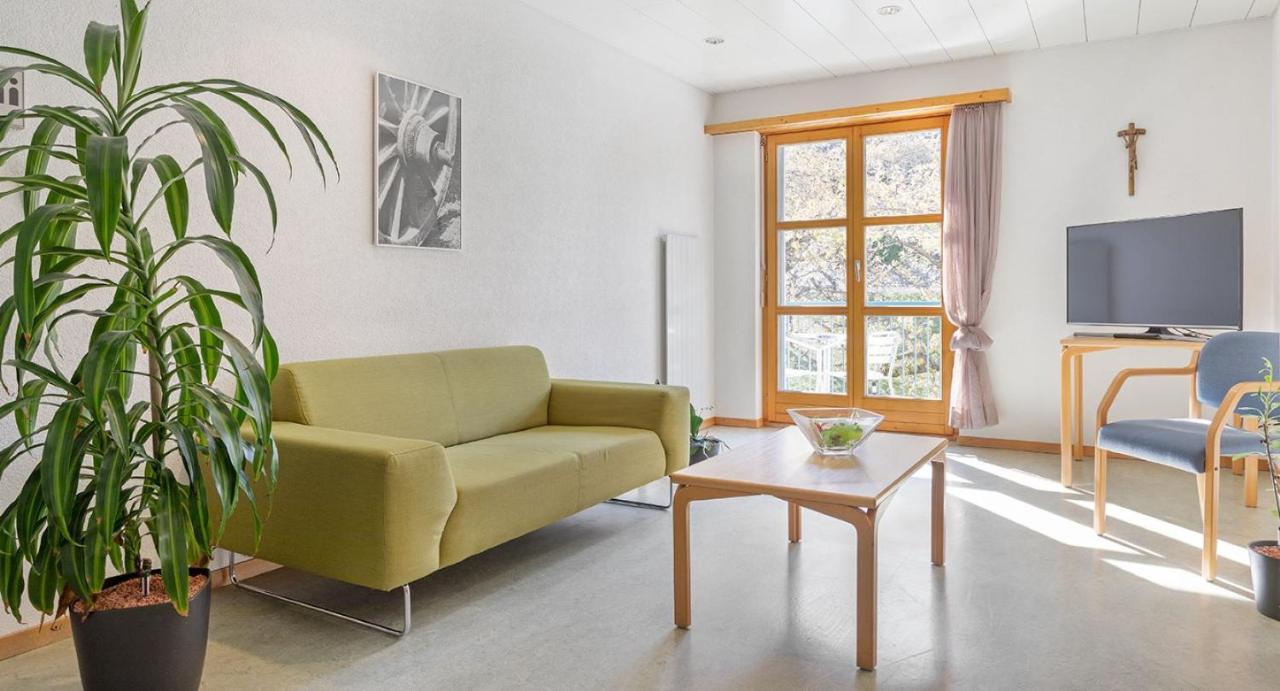 Hotel & Bildungshaus St. Jodern Visp Esterno foto