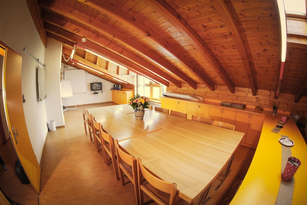 Hotel & Bildungshaus St. Jodern Visp Esterno foto