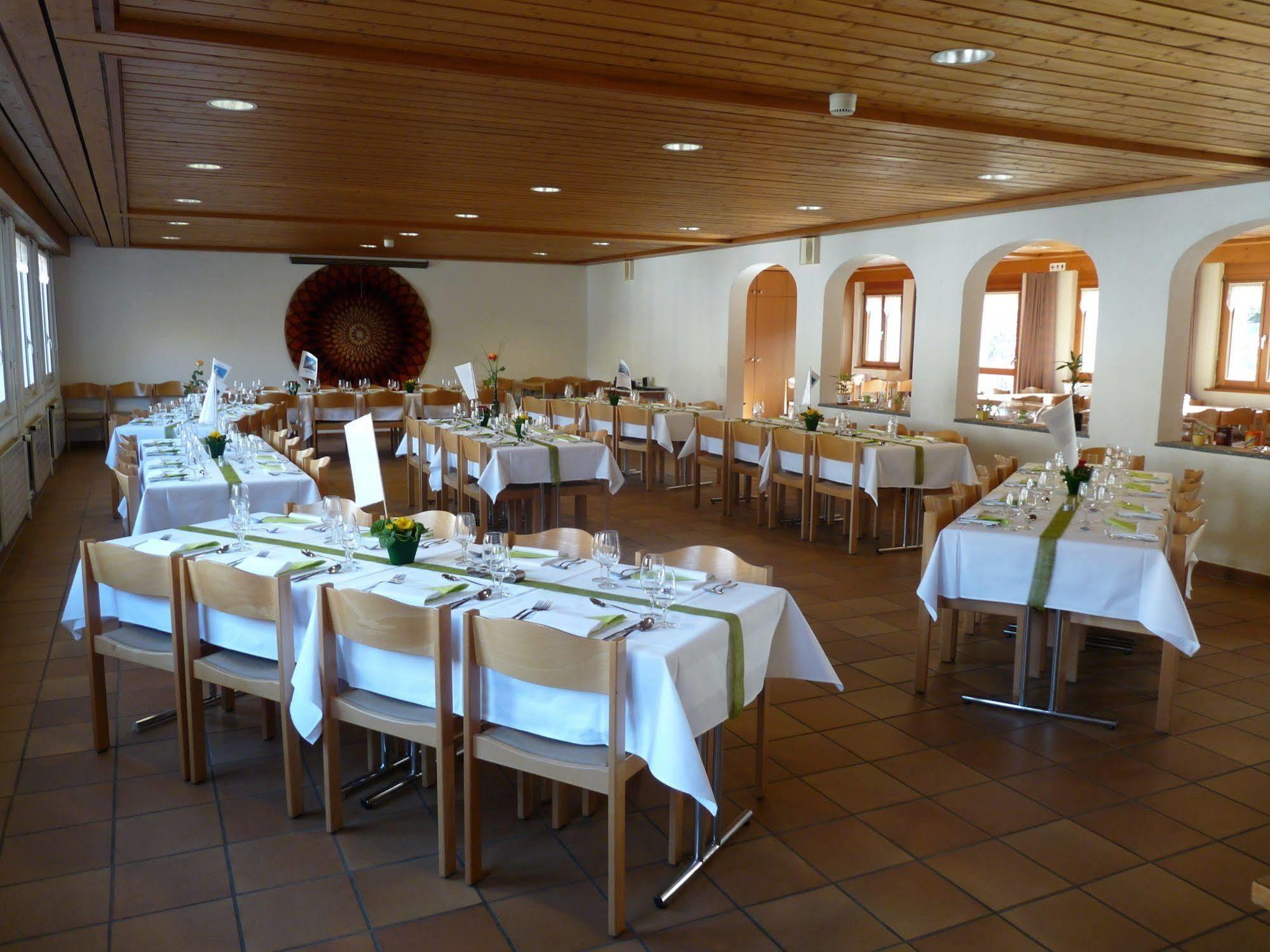 Hotel & Bildungshaus St. Jodern Visp Esterno foto