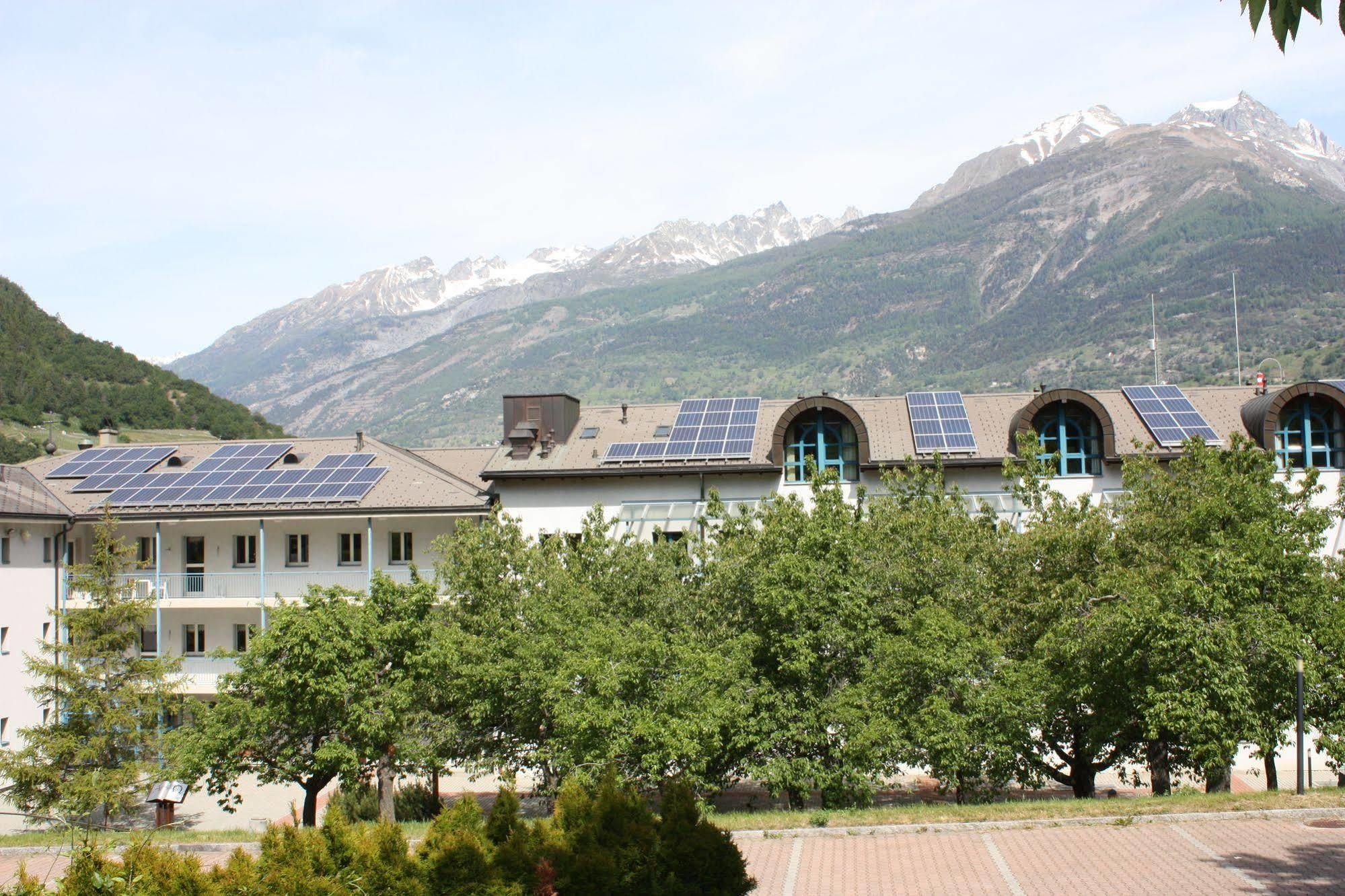 Hotel & Bildungshaus St. Jodern Visp Esterno foto